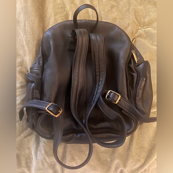 ESSA Black Women\'s Backpack main image 3